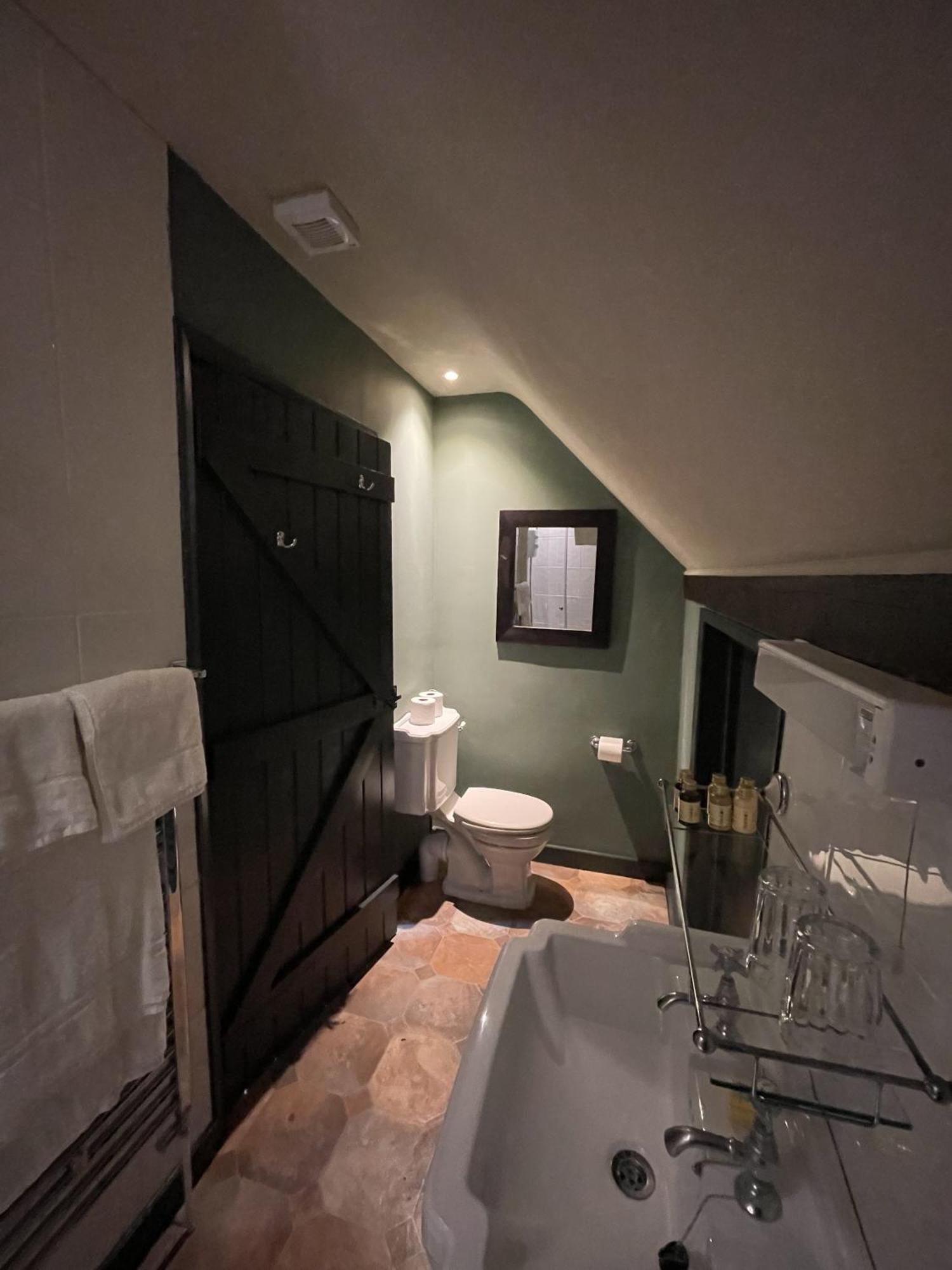 The Plume Of Feathers Farnham  Chambre photo
